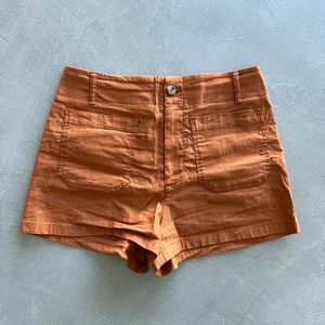 Maeve Colette Short in Bronze